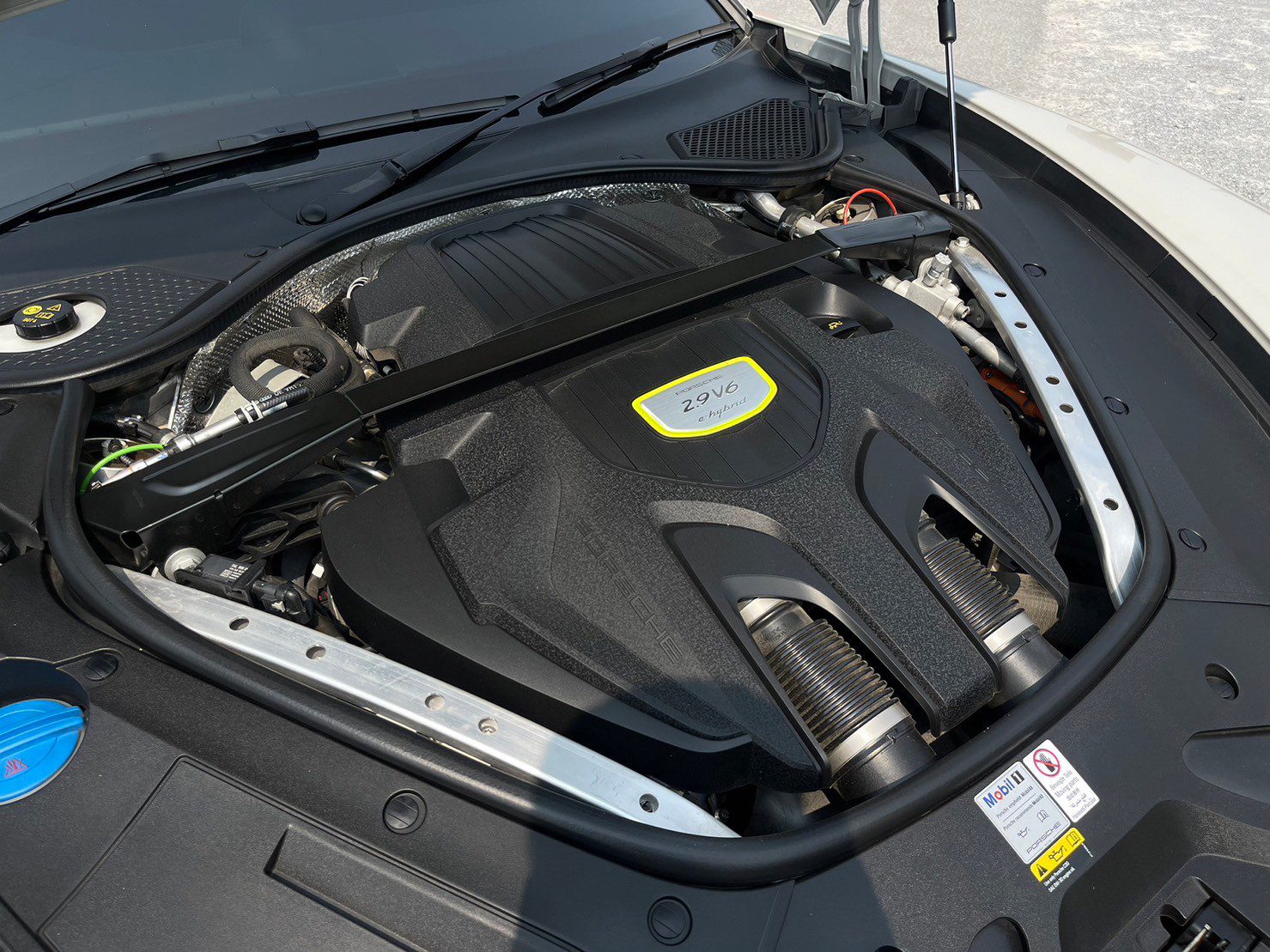 2021 Porsche Panamera 4 E Hybrid Platinum Edition