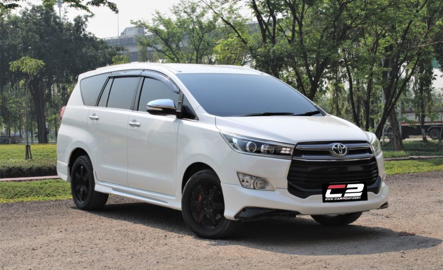 2017 TOYOTA INNOVA 2.8 V AT