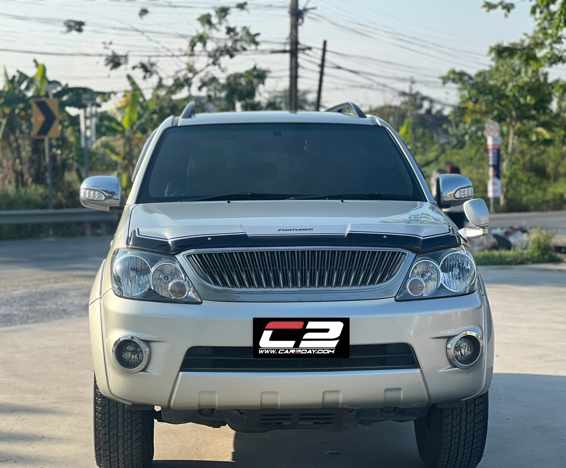 2005 TOYOTA Fortuner 2.7