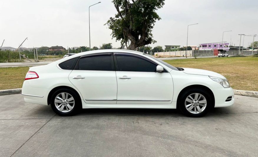 2013 NISSAN TEANA 2.0 200 XL