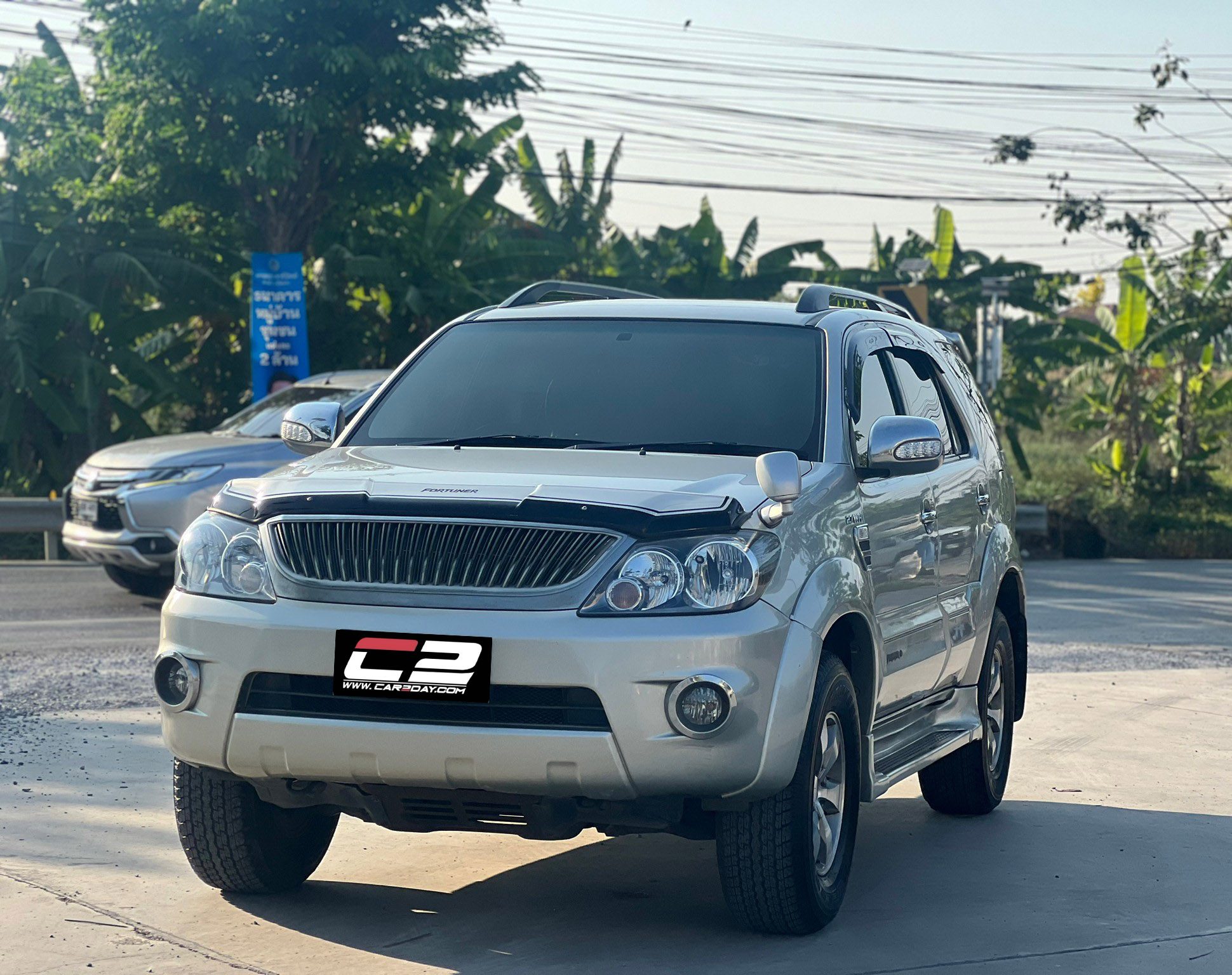 2005 TOYOTA Fortuner 2.7