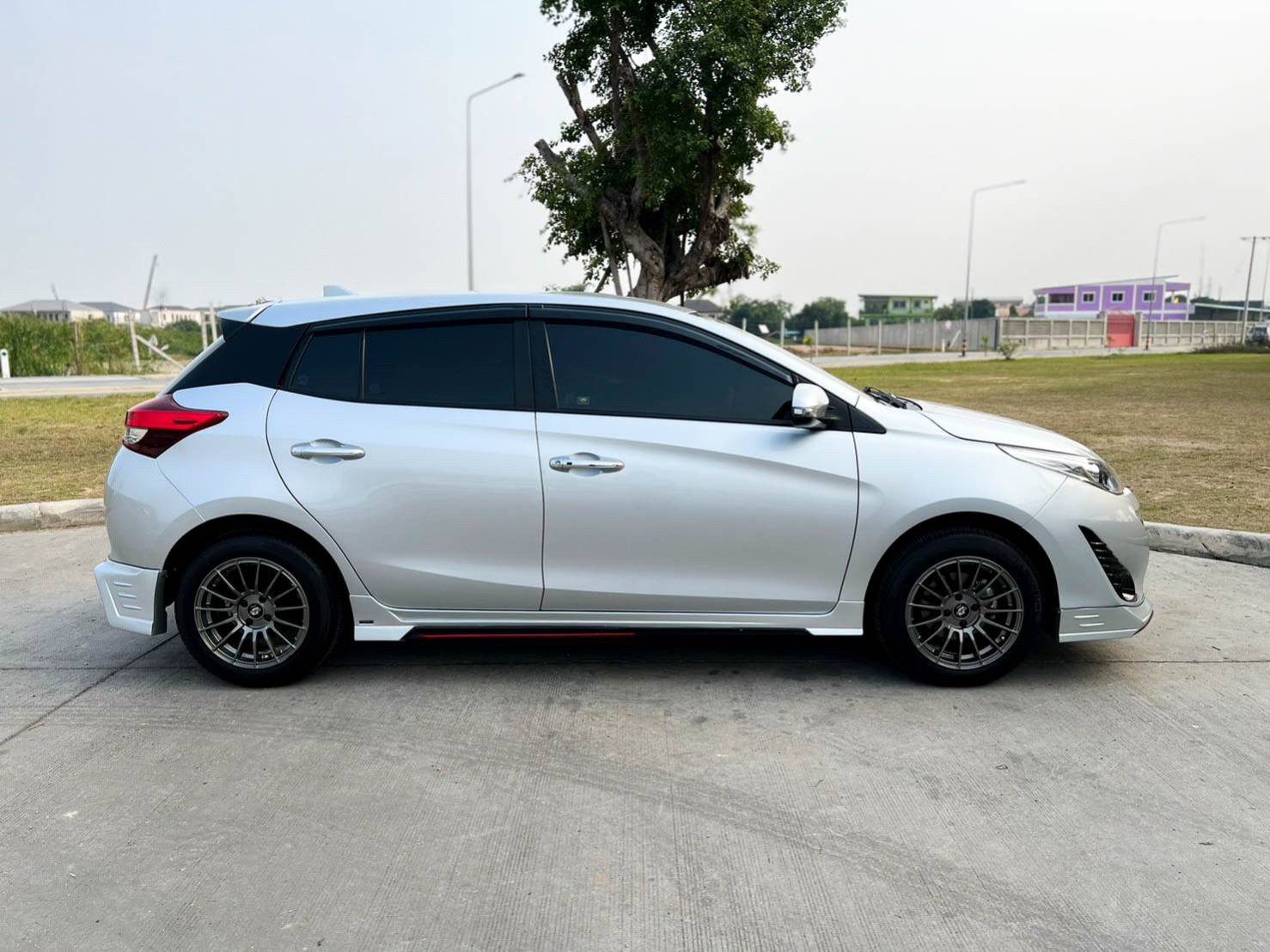 2018 TOYOTA YARIS 1.2 G