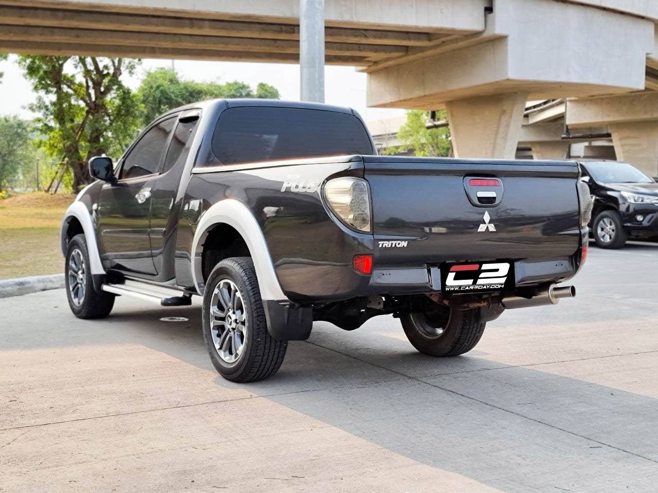 2012 MITSUBISHI TRITON 2.4 GLS PLUS MEGA CAB