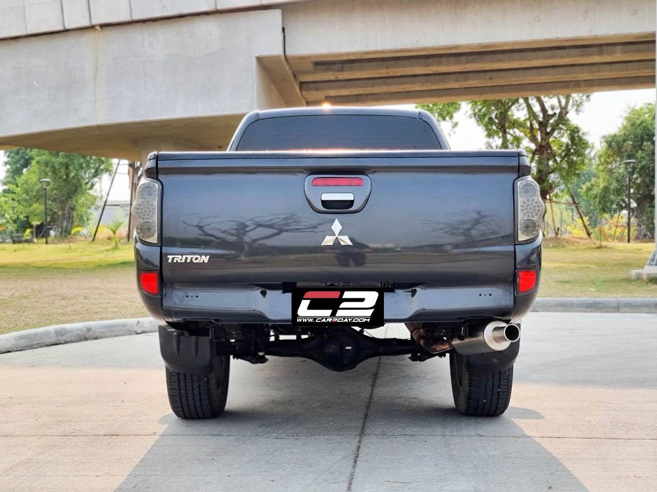 2012 MITSUBISHI TRITON 2.4 GLS PLUS MEGA CAB