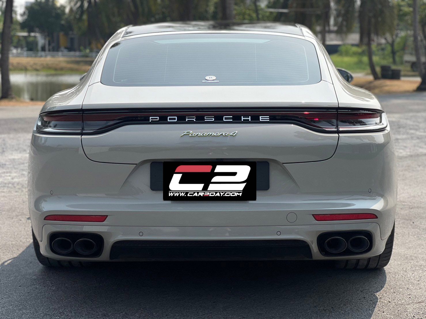 2021 Porsche Panamera 4 E Hybrid Platinum Edition