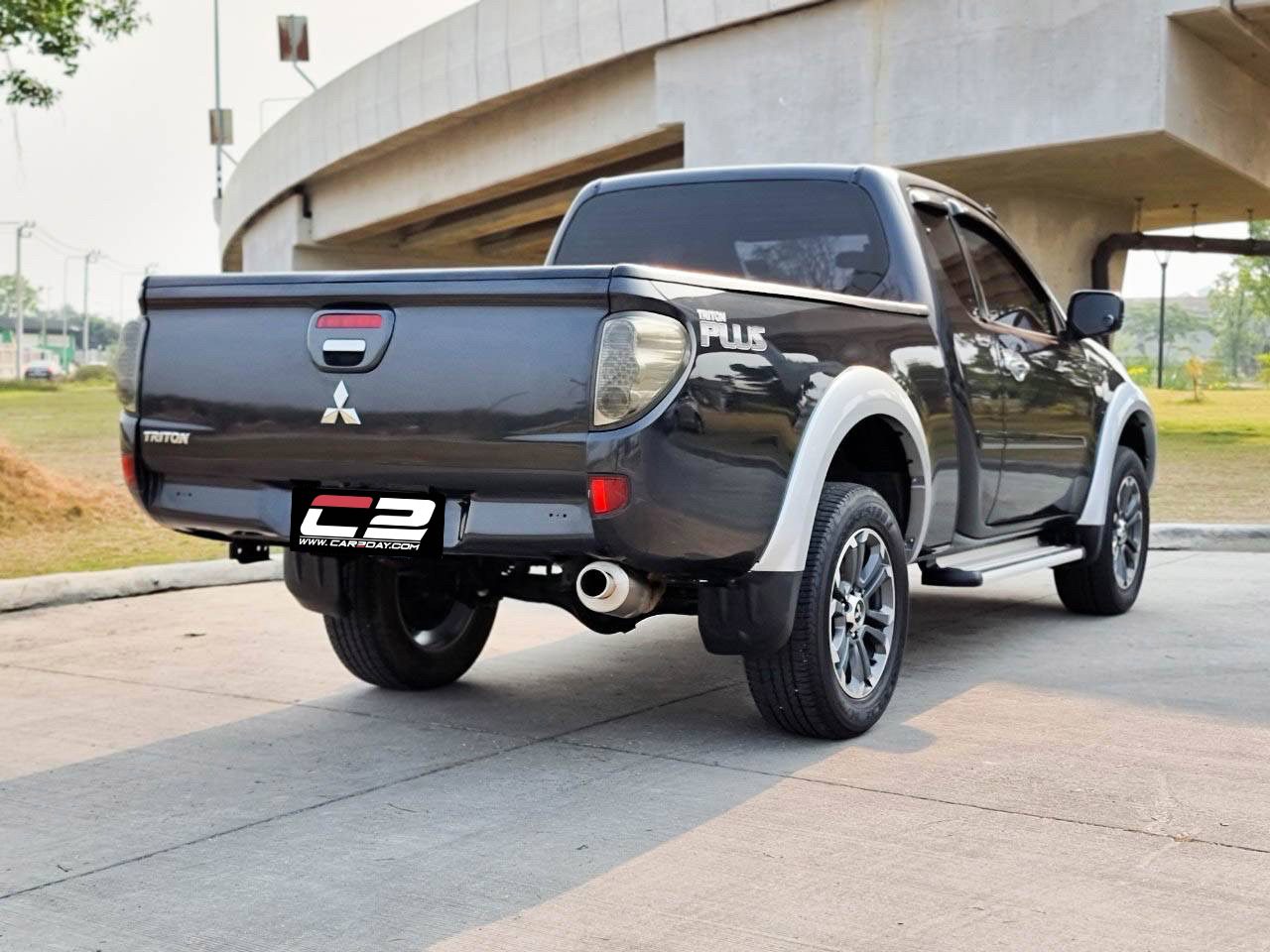 2012 MITSUBISHI TRITON 2.4 GLS PLUS MEGA CAB