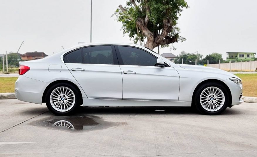 2018 BMW SERIES 3 320d LUXURY