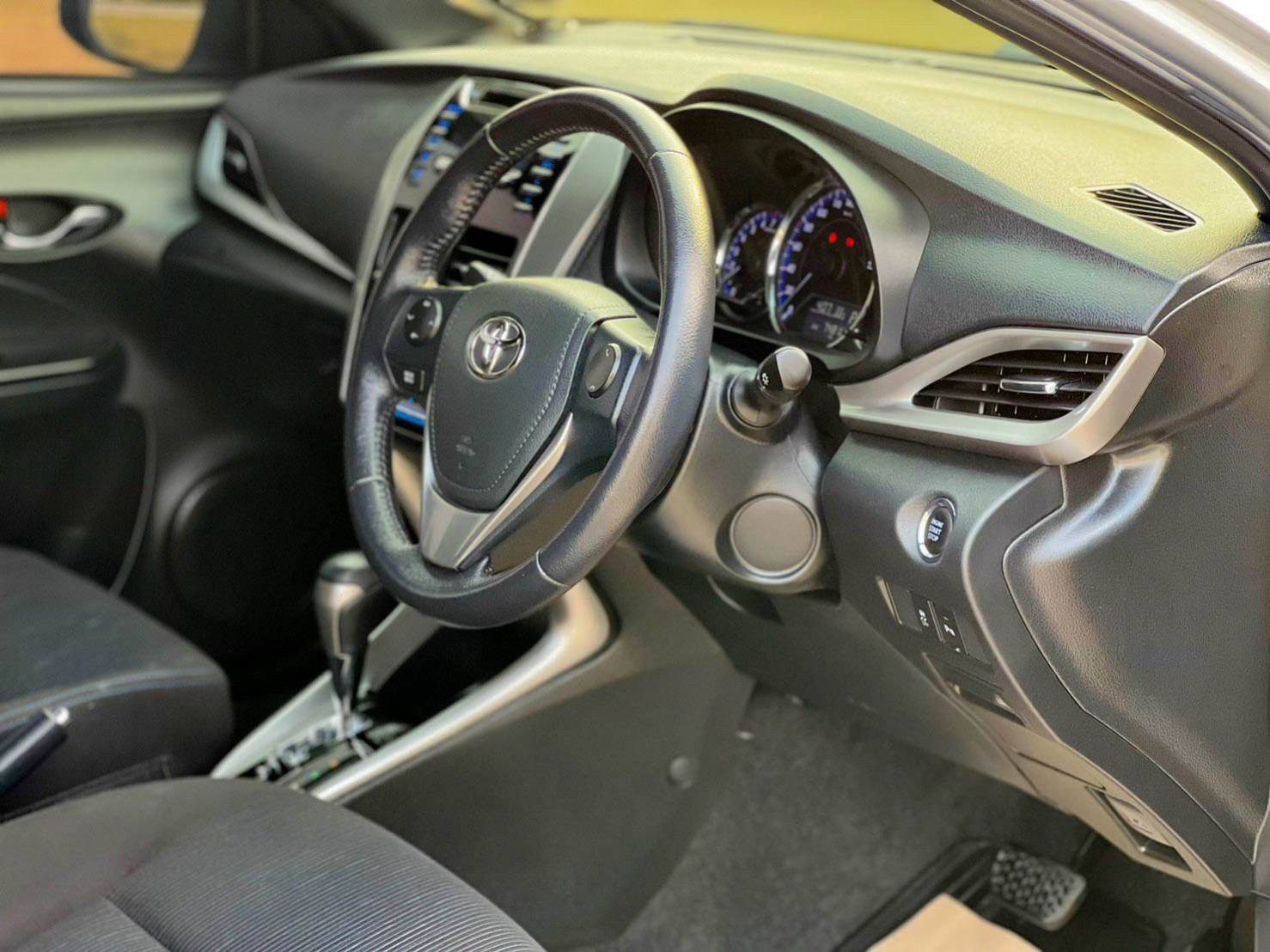 2018 TOYOTA YARIS 1.2 G