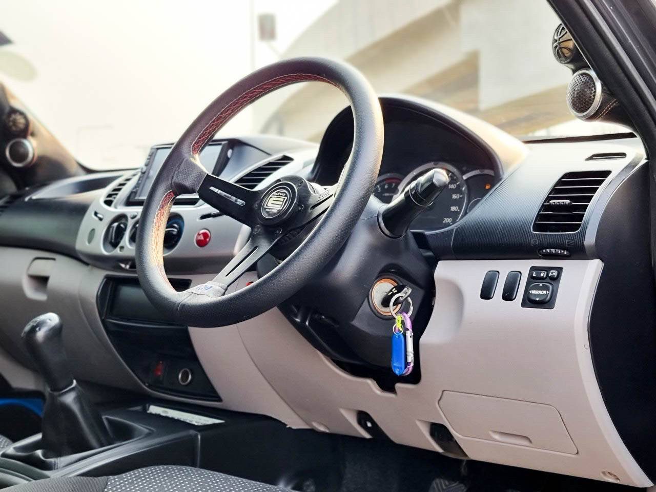 2012 MITSUBISHI TRITON 2.4 GLS PLUS MEGA CAB