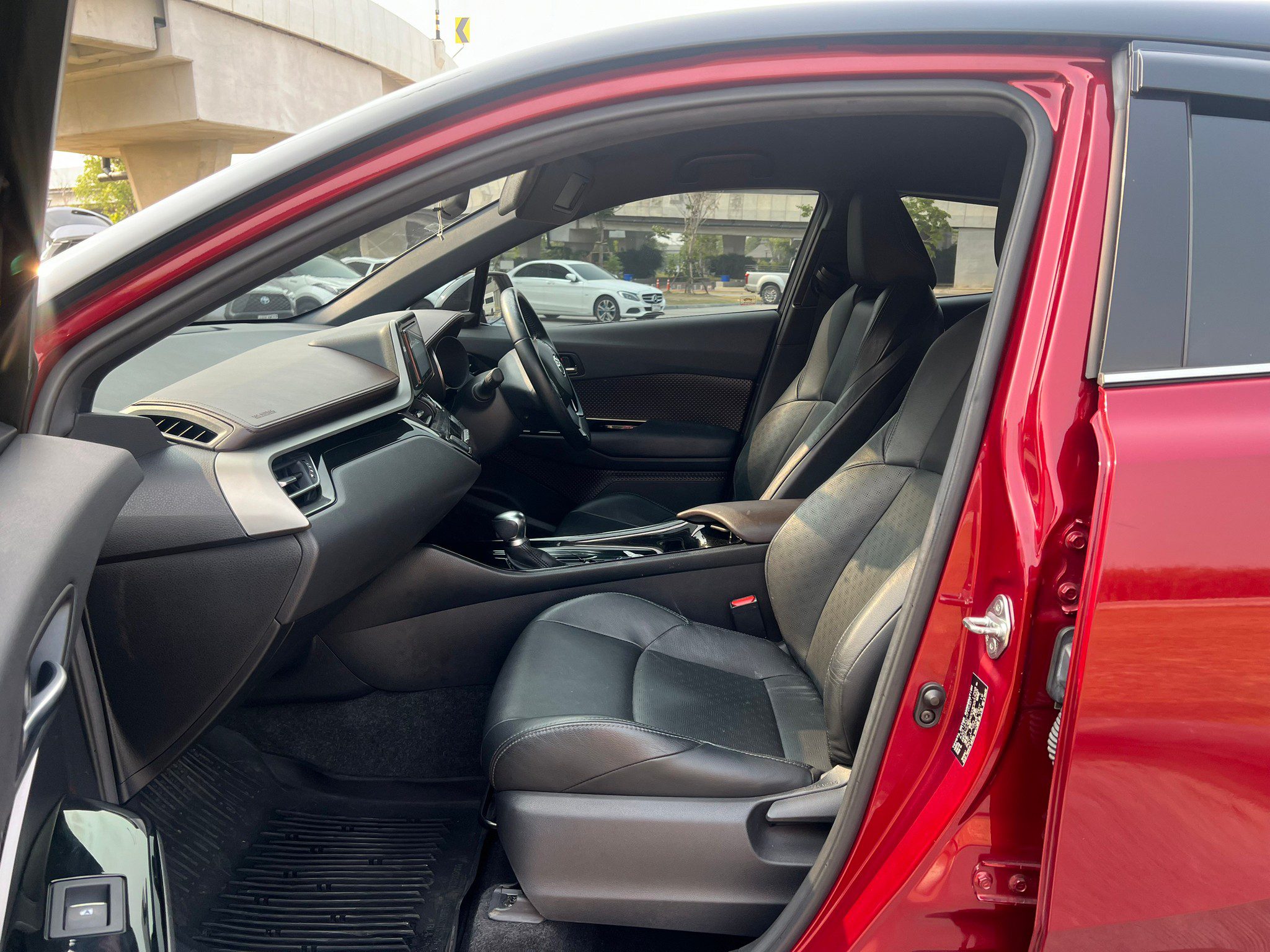 2019 TOYOTA CHR 1.8 (Hybrid)