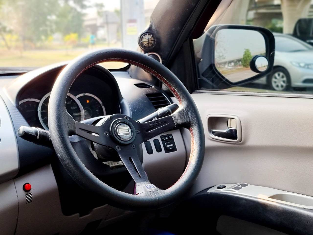 2012 MITSUBISHI TRITON 2.4 GLS PLUS MEGA CAB