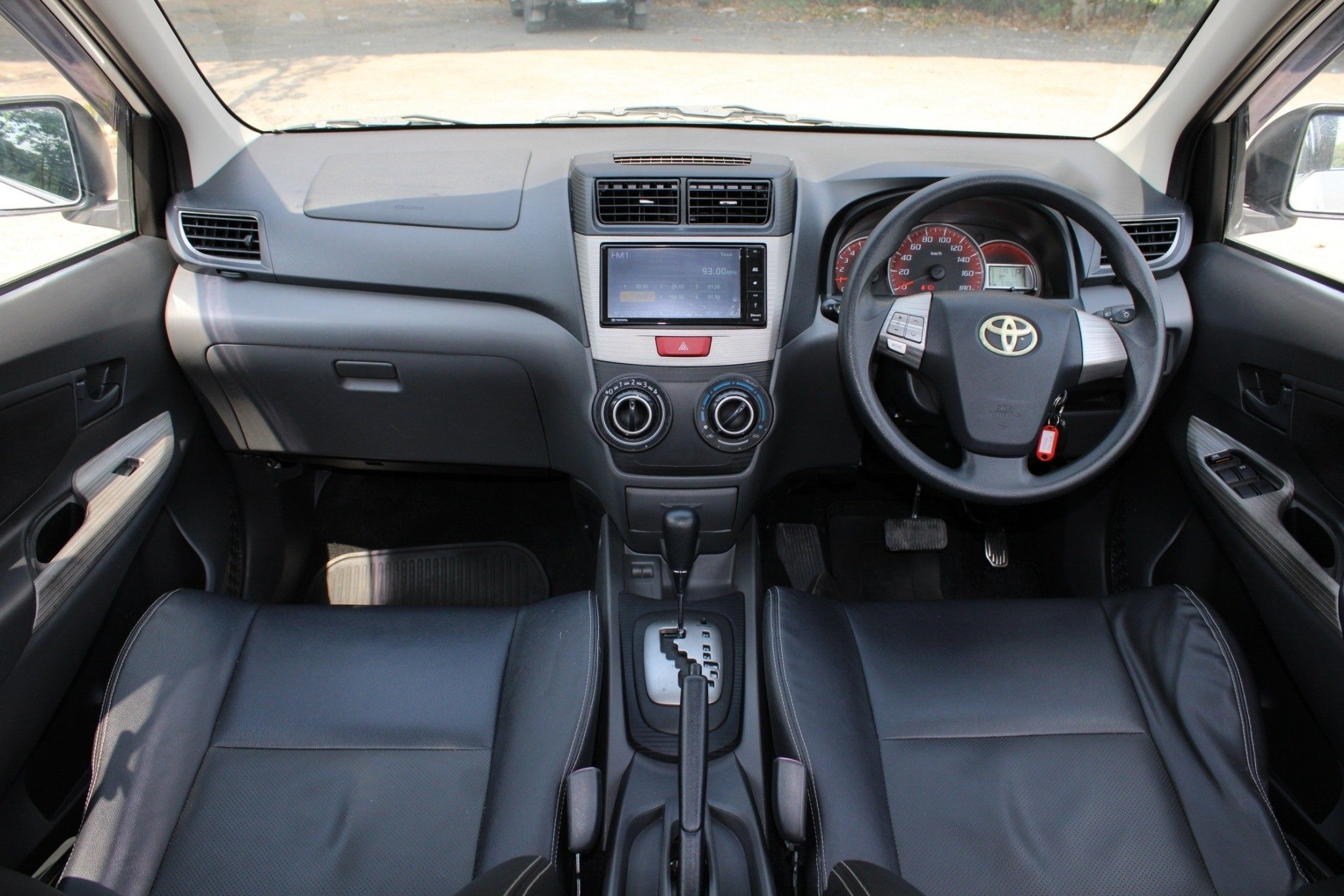2014 TOYOTA AVANZA 1.5 S TOURING AT