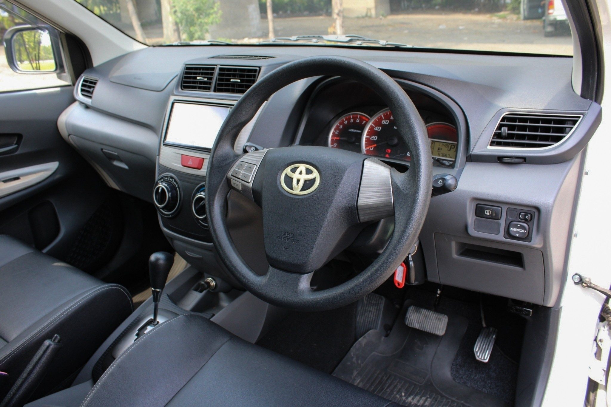 2014 TOYOTA AVANZA 1.5 S TOURING AT
