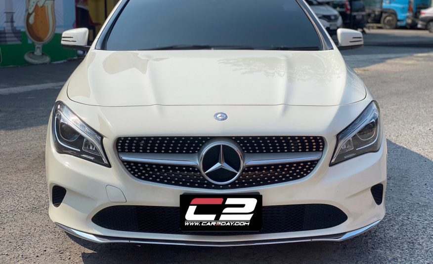 2016 Mercedes Benz CLA200