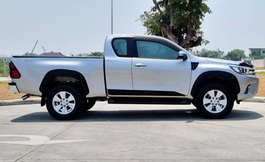 2017 TOYOTA HILUX REVO 2.4 E PLUS PRERUNNER SMART CAB