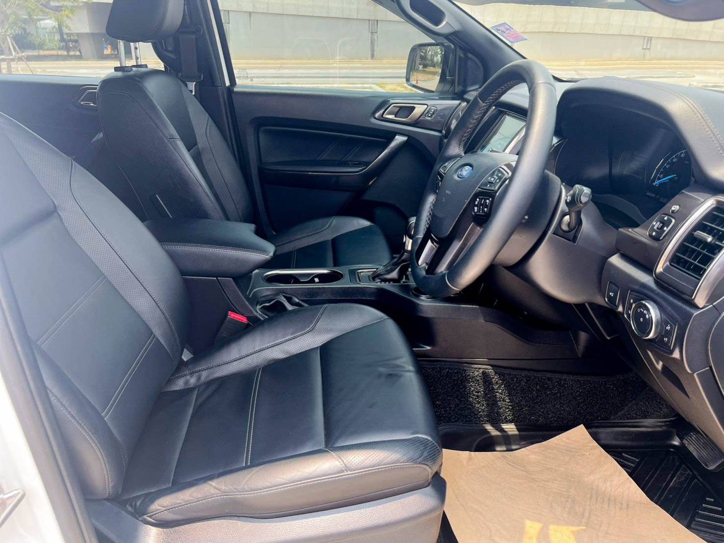 2019 FORD EVEREST 2.0 TURBO TITANIUM 2WD