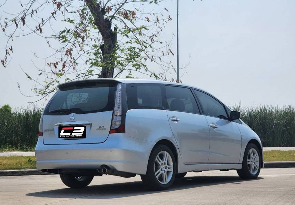2010 Mitsubishi Space Wagon 2.4 GLS
