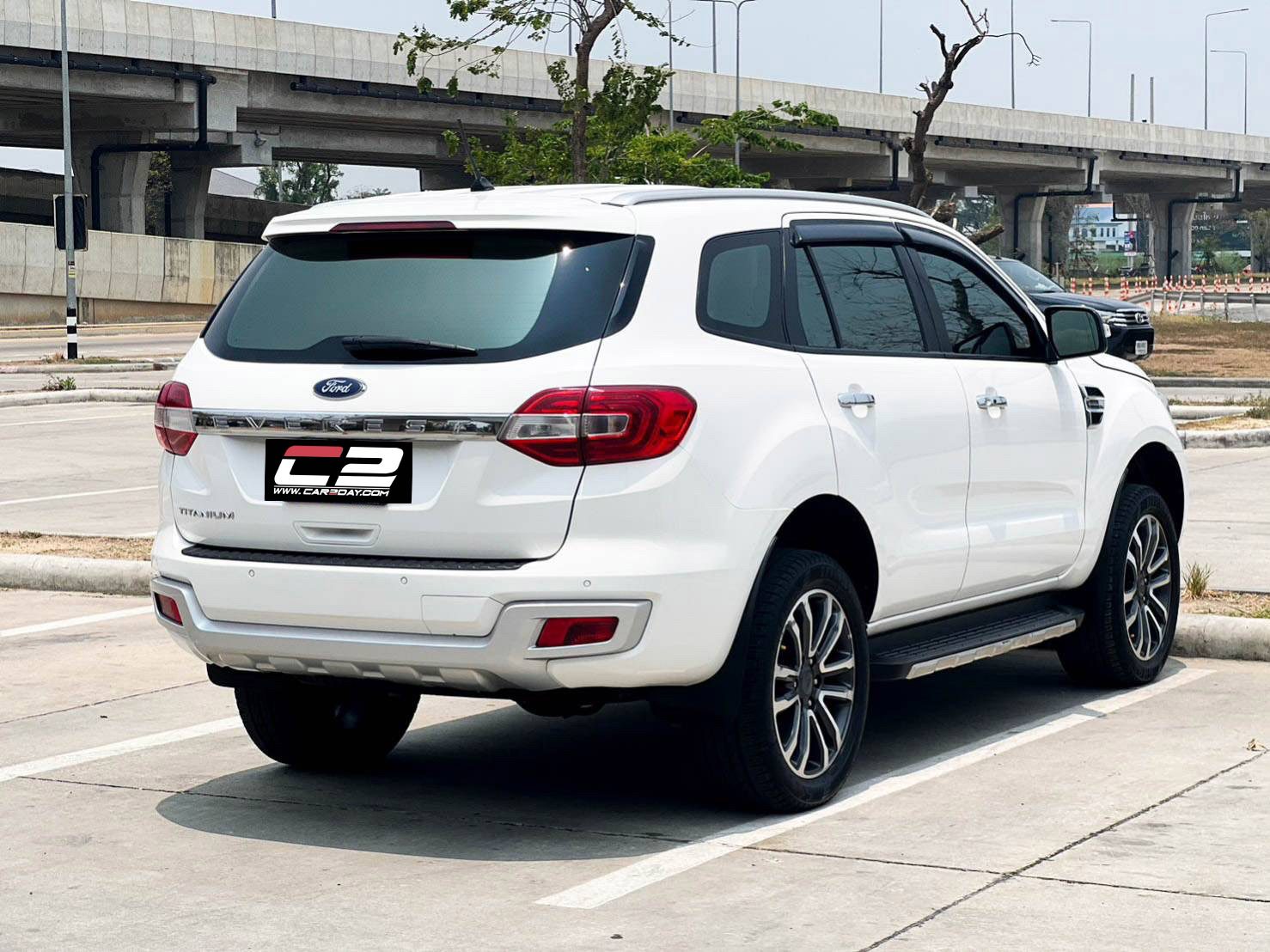 2019 FORD EVEREST 2.0 TURBO TITANIUM 2WD