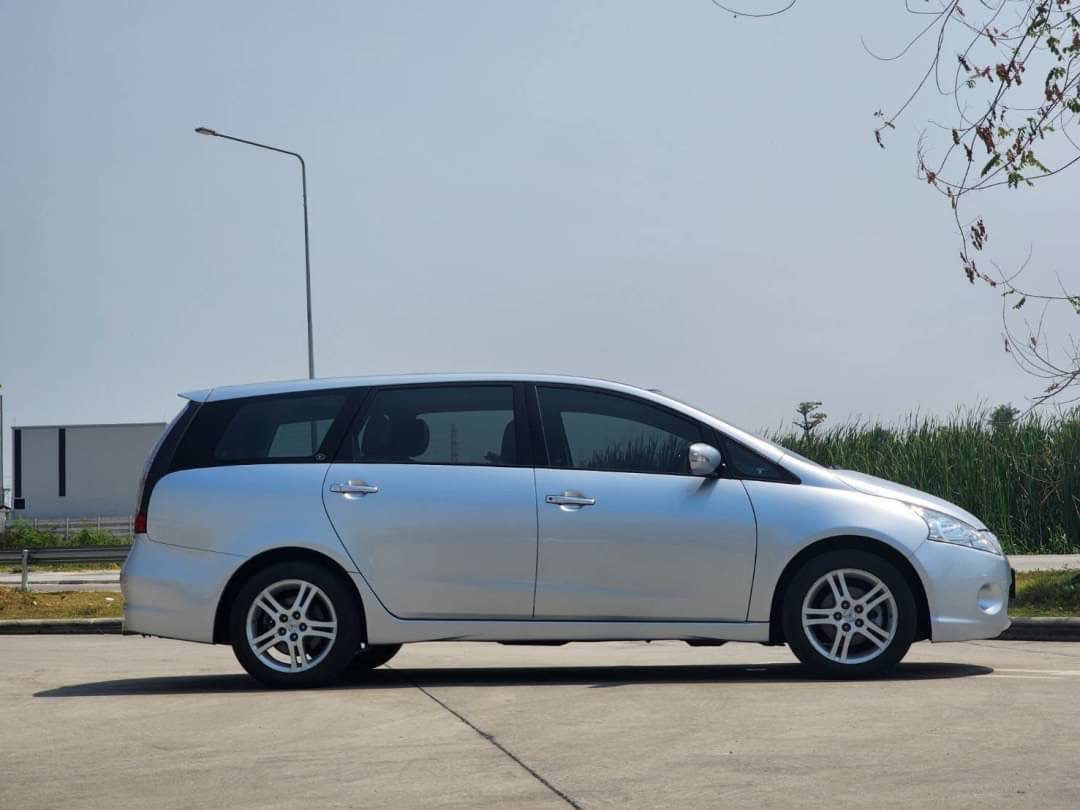2010 Mitsubishi Space Wagon 2.4 GLS
