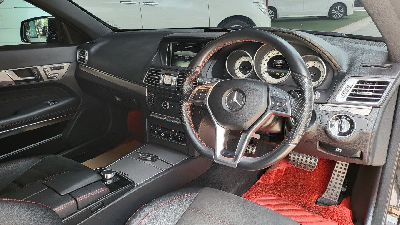 2015 Mercedes Benz E250 Cabriolet AMG Plus