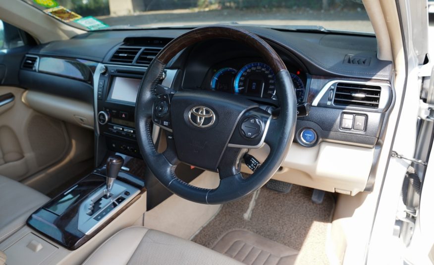 2013 TOYOTA CAMRY 2.5 HYBRID AT