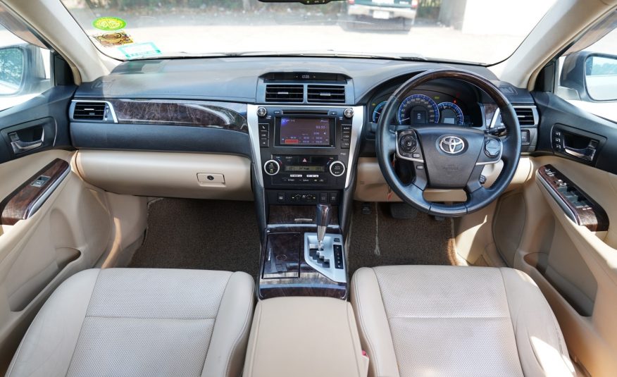 2013 TOYOTA CAMRY 2.5 HYBRID AT