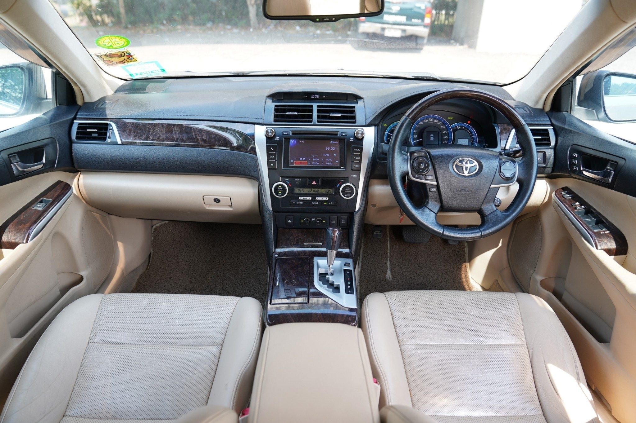 2013 TOYOTA CAMRY 2.5 HYBRID AT