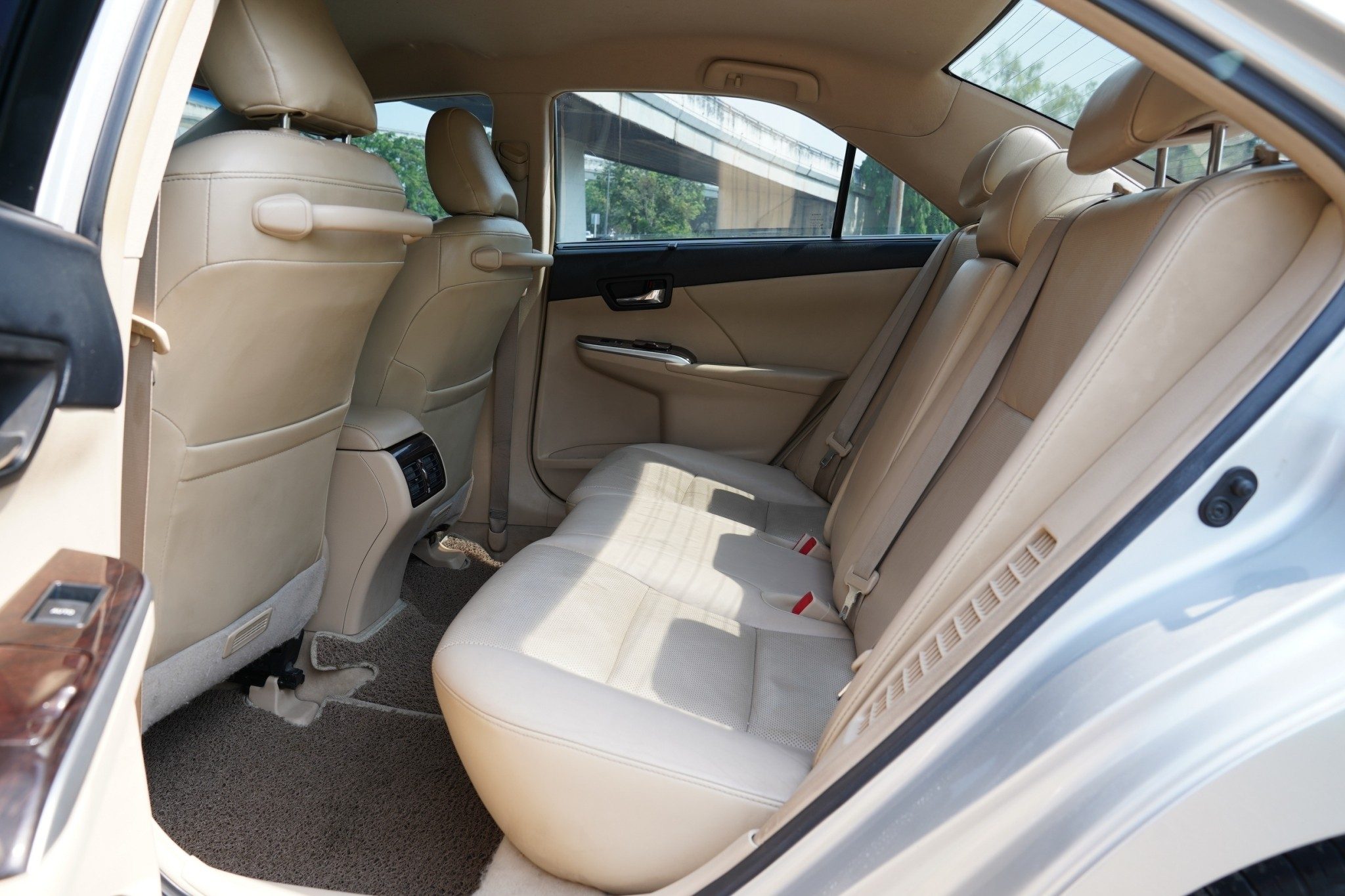2013 TOYOTA CAMRY 2.5 HYBRID AT