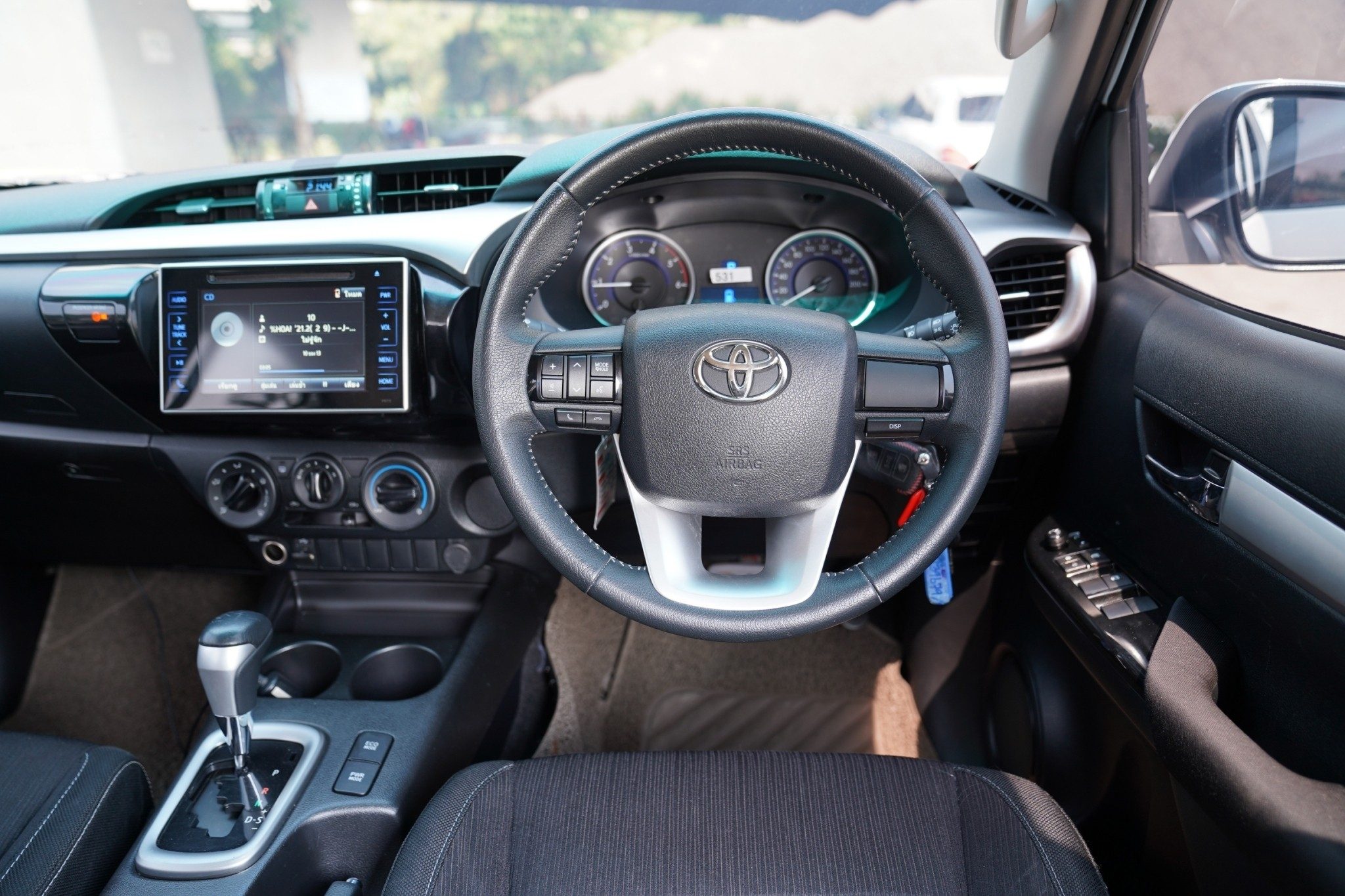 2018 TOYOTA REVO DOUBLECAB 2.4 E PRERUNNER AT