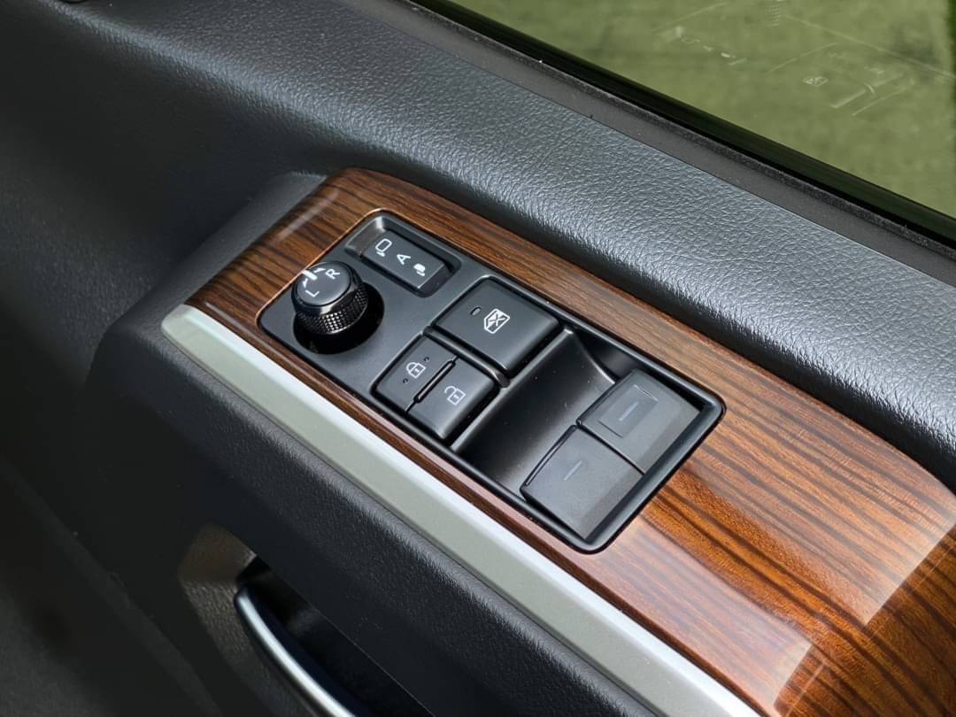 2020 TOYOTA MAJESTY 2.8 GRANDE