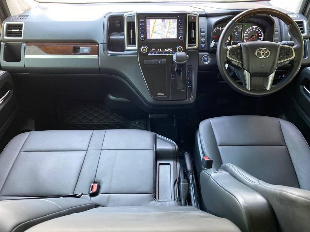 2020 TOYOTA MAJESTY 2.8 GRANDE