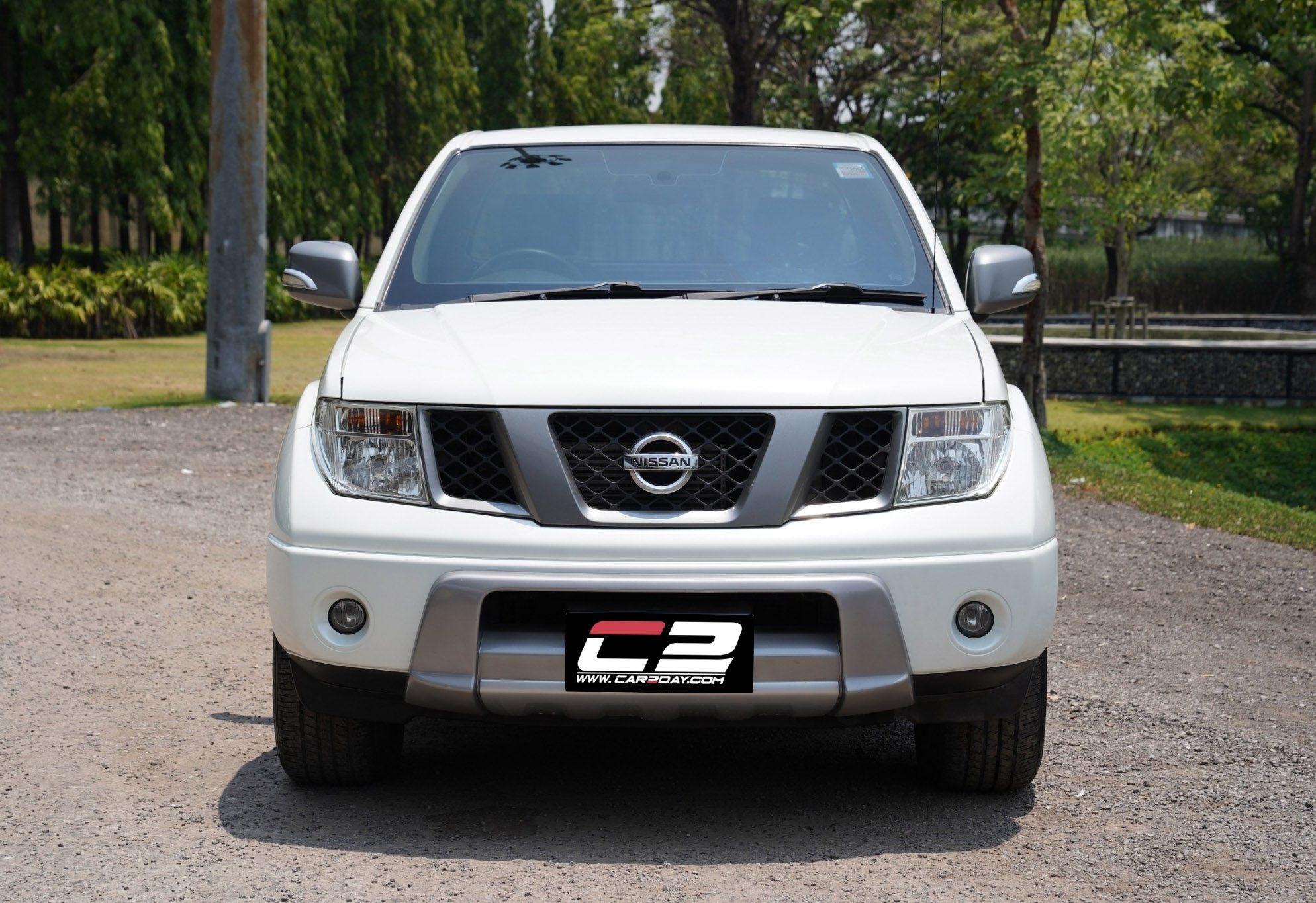 2013 NISSAN NAVARA 2.5 LE Calibre AT