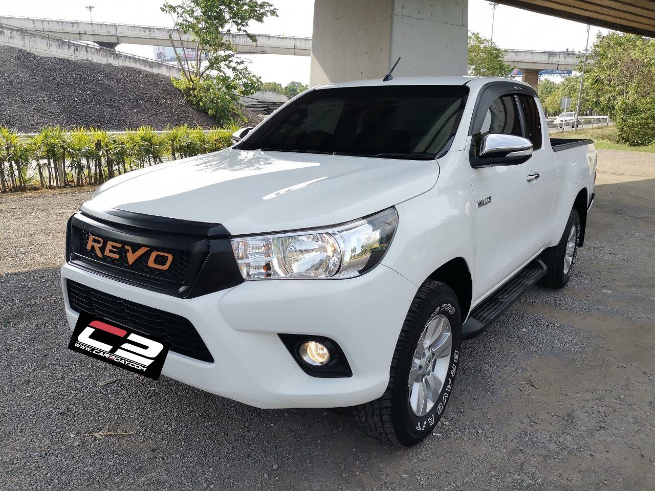 2016 TOYOTA HILUX REVO 2.4 E CAB PRERUNNER SMART CAB