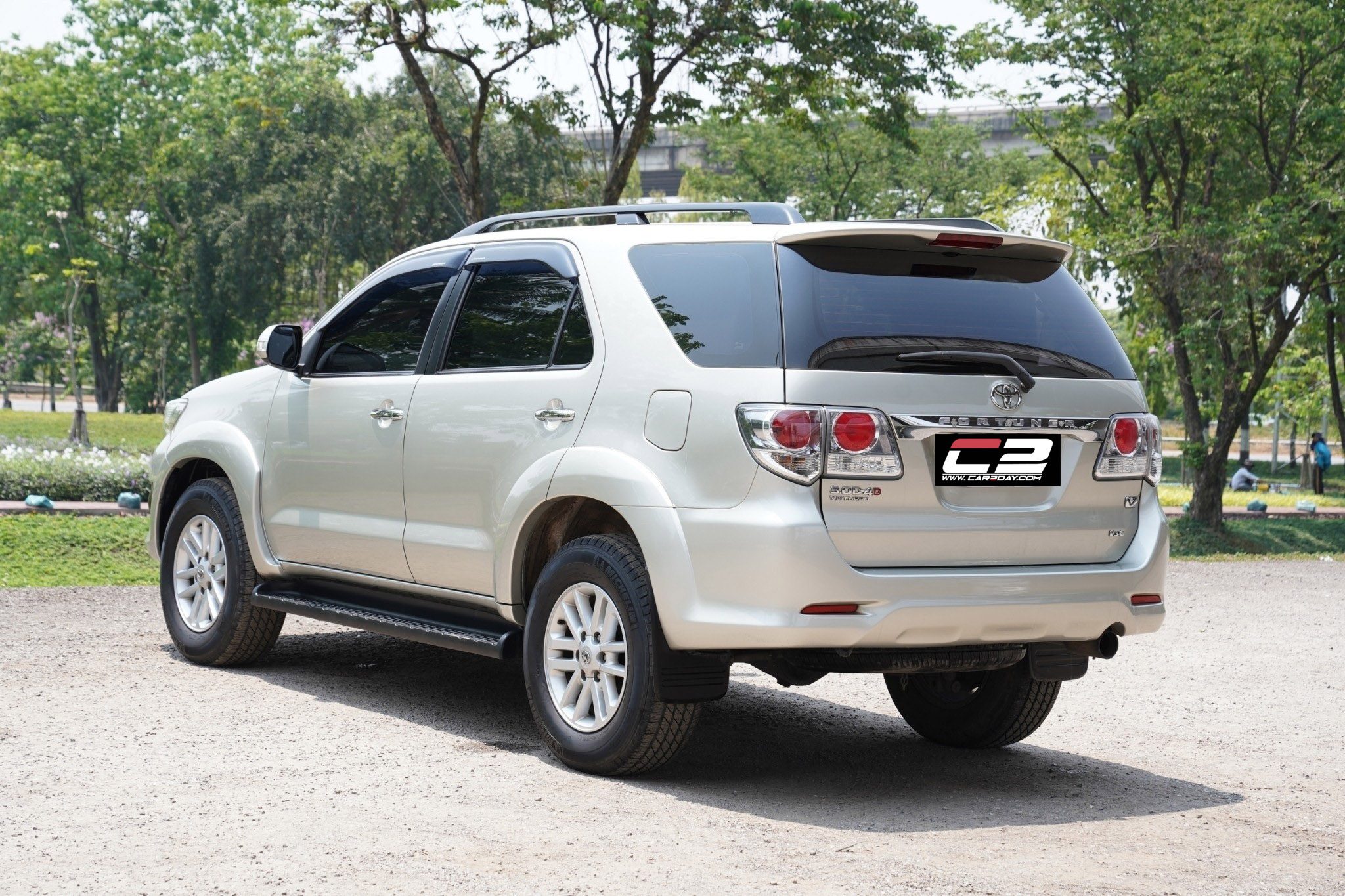 2013 TOYOTA FORTUNER 3.0 V VN TURBO AT/4WD