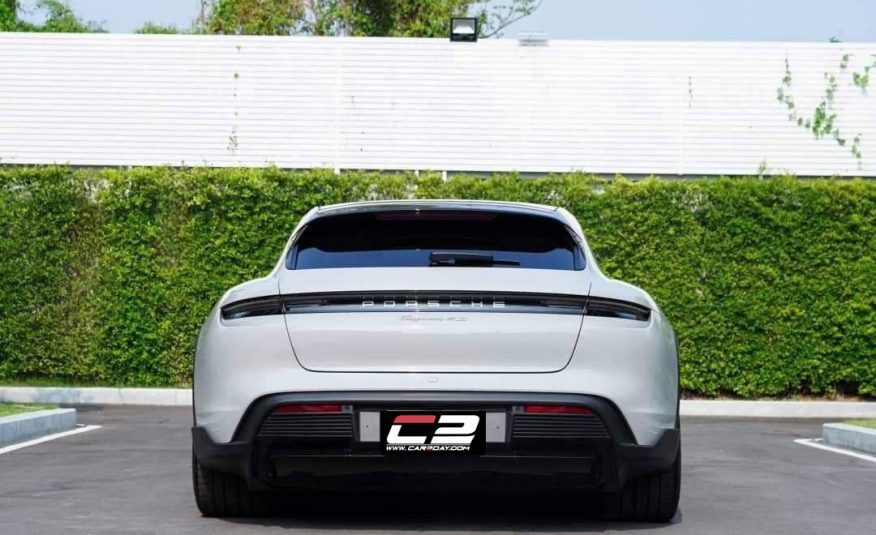 2022 Porsche Taycan 4S Cross Turismo
