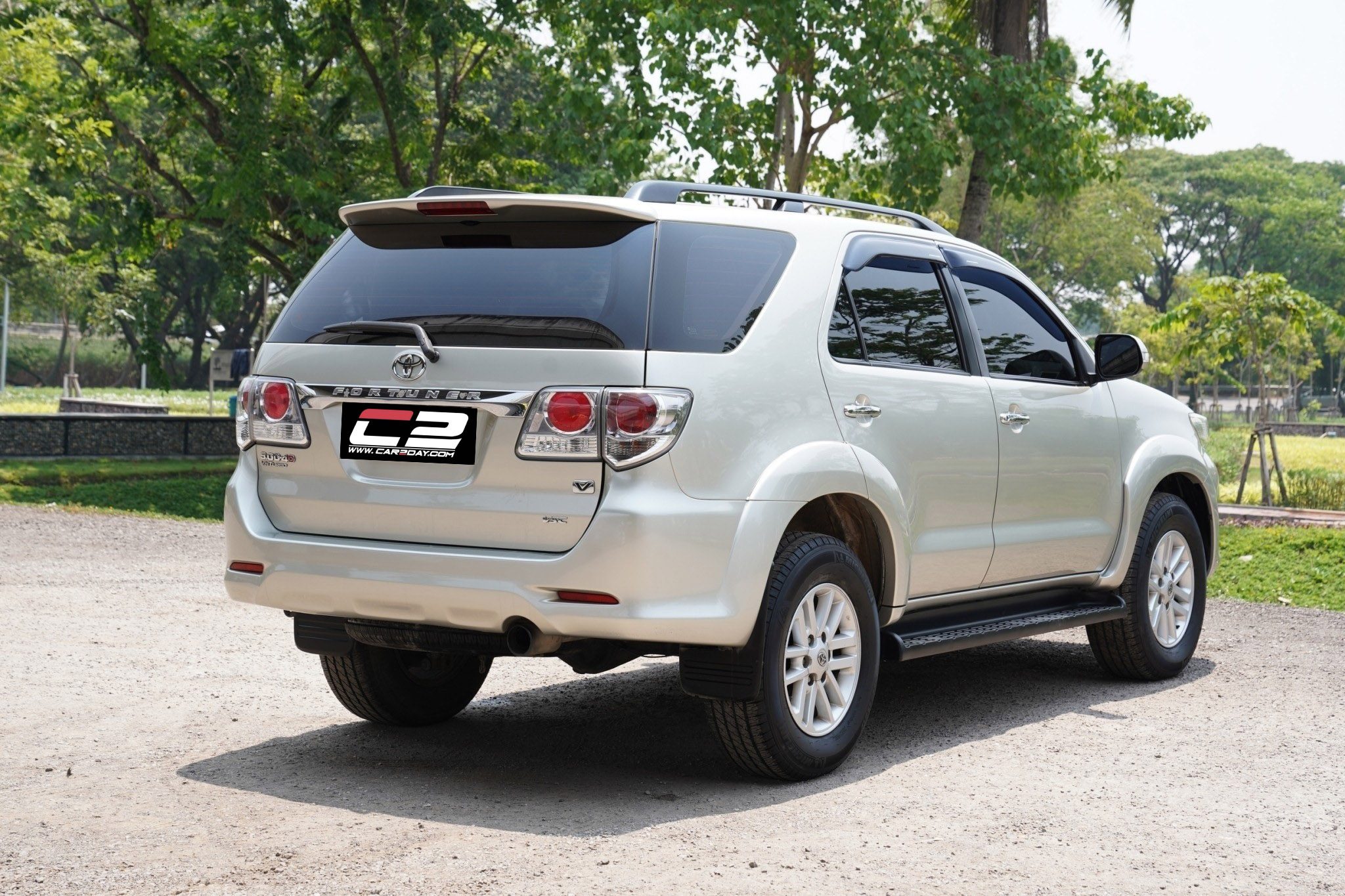 2013 TOYOTA FORTUNER 3.0 V VN TURBO AT/4WD