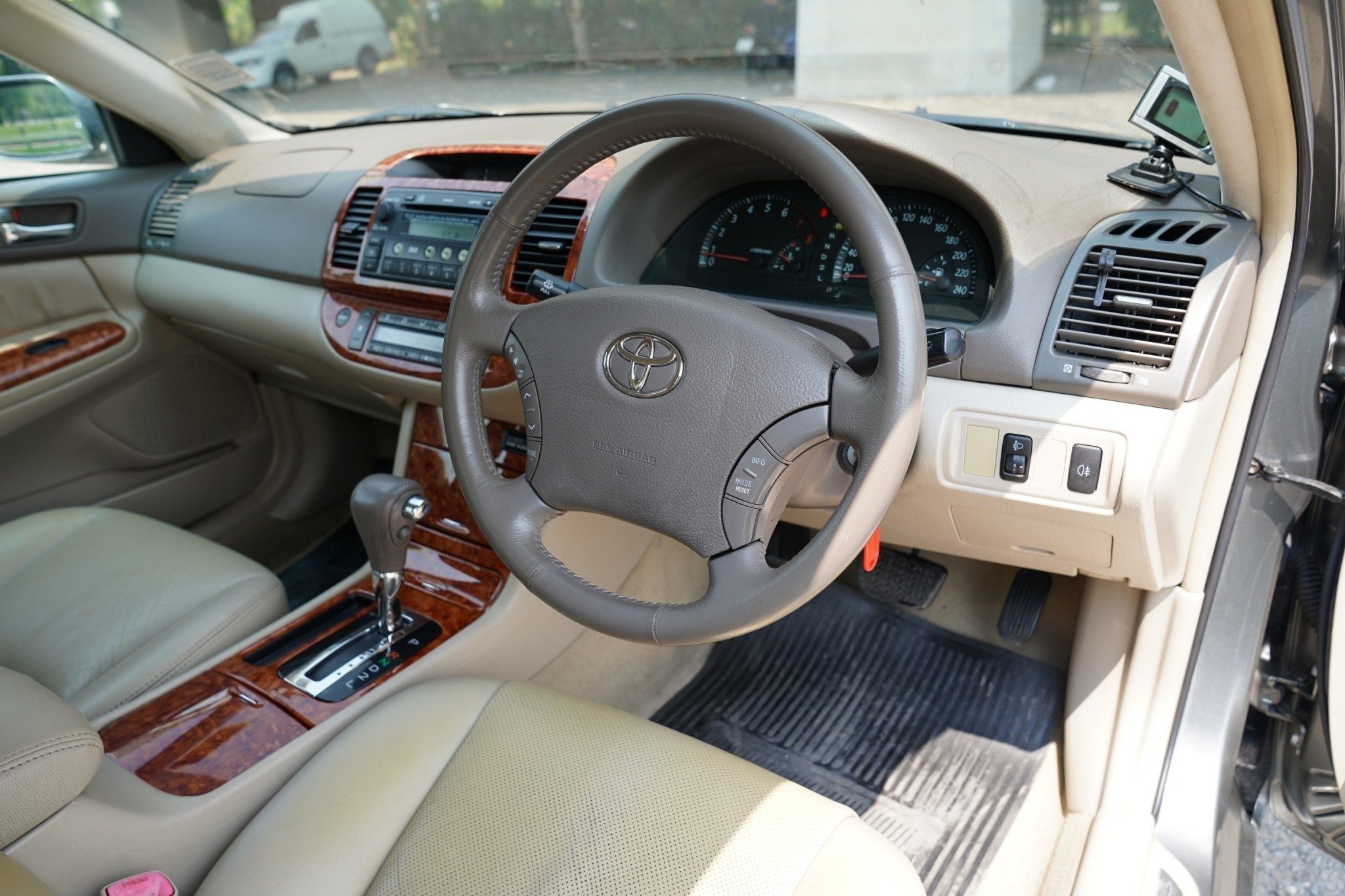 2005 TOYOTA CAMRY 2.0 G AT