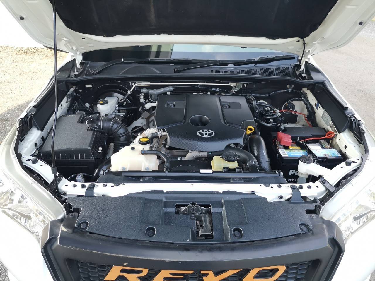 2016 TOYOTA HILUX REVO 2.4 E CAB PRERUNNER SMART CAB