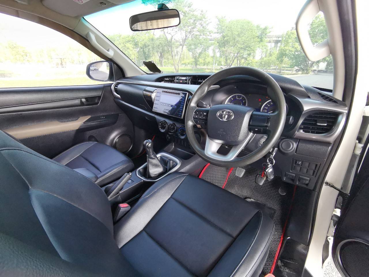 2016 TOYOTA HILUX REVO 2.4 E CAB PRERUNNER SMART CAB