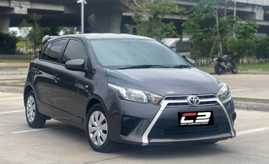 2015 TOYOTA YARIS 1.2E