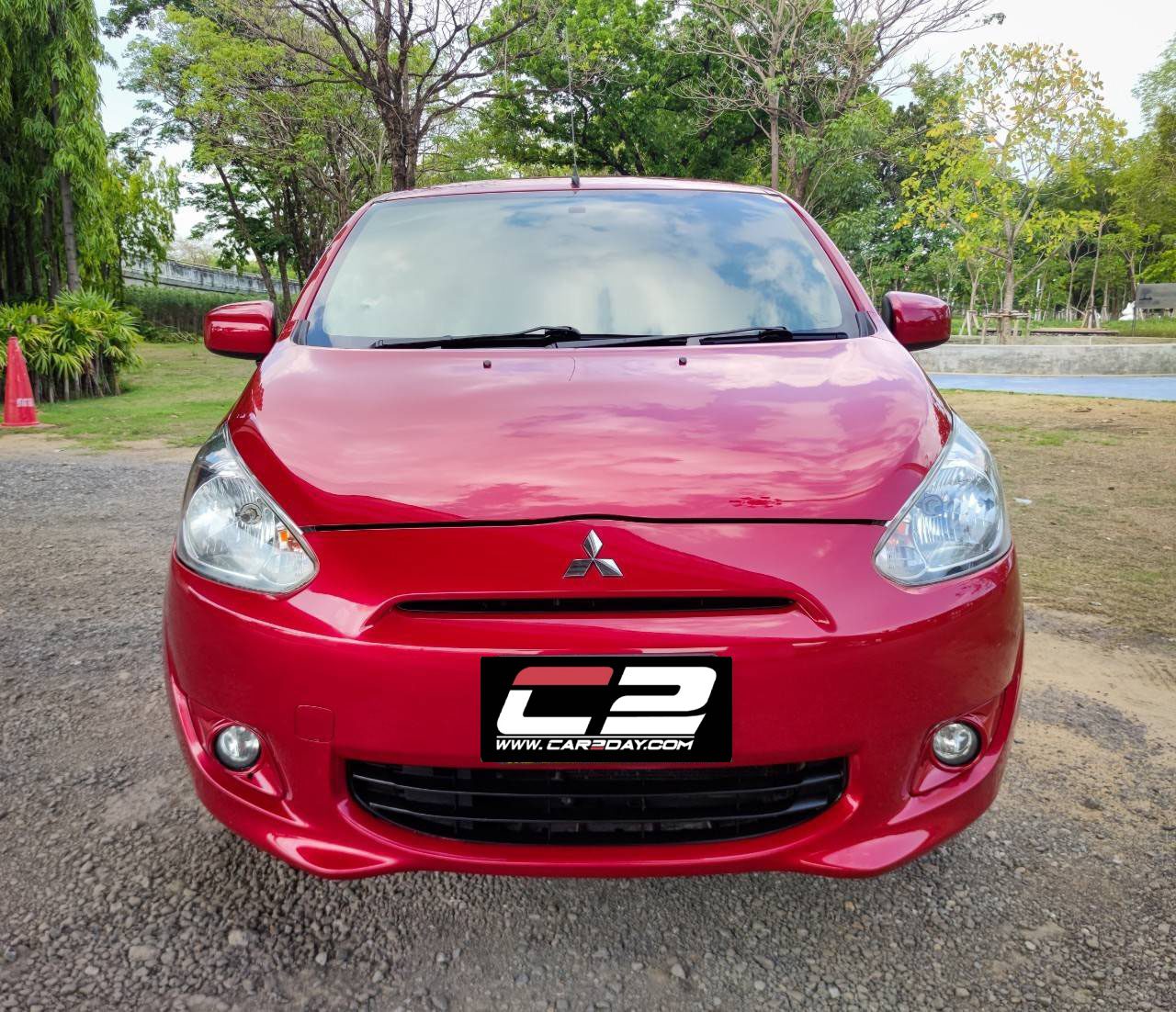 2013 Mitsubishi mirage 1.2 GLS