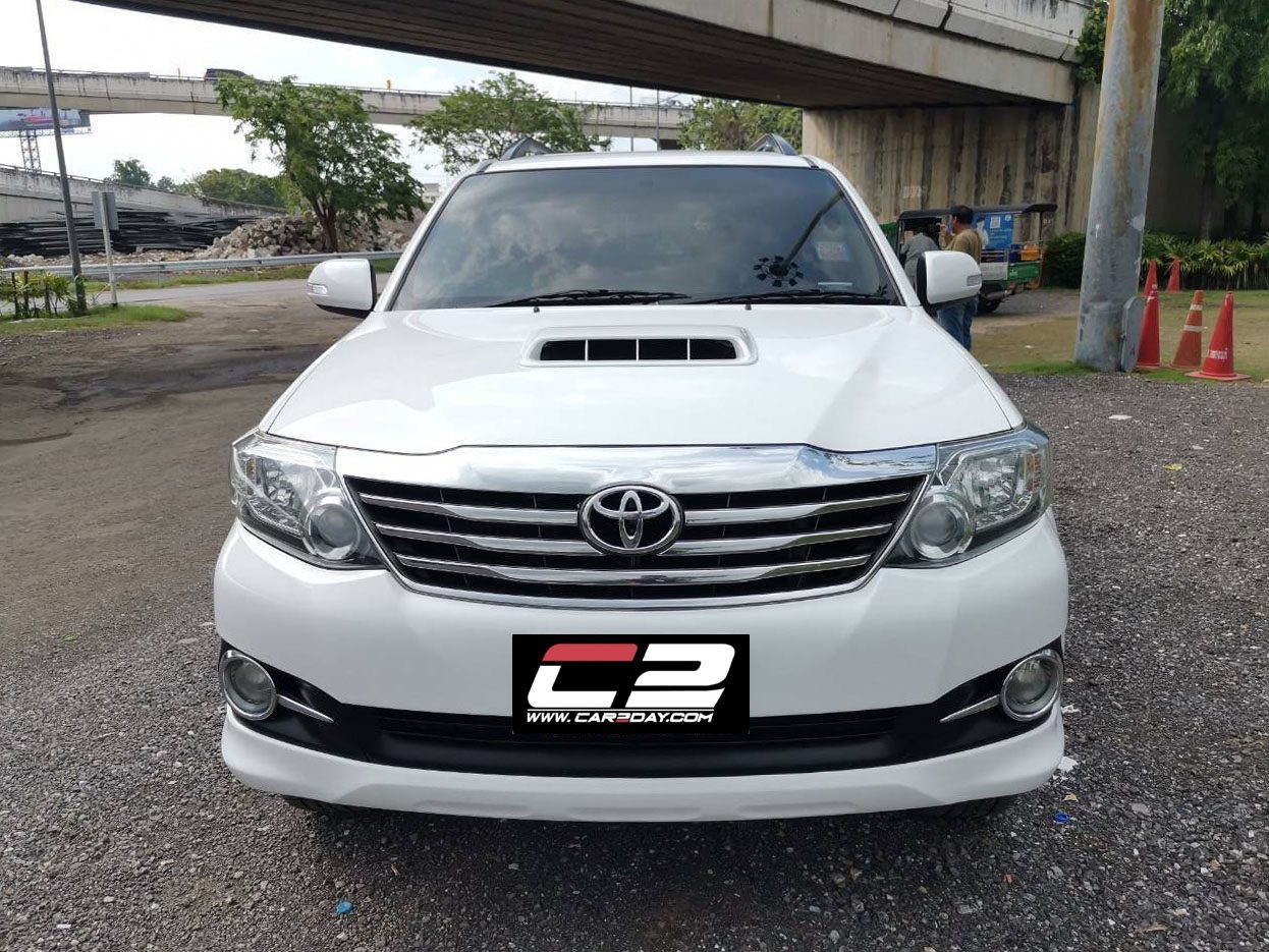 2014 TOYOTA FORTUNER 2.5 V AT 2WD