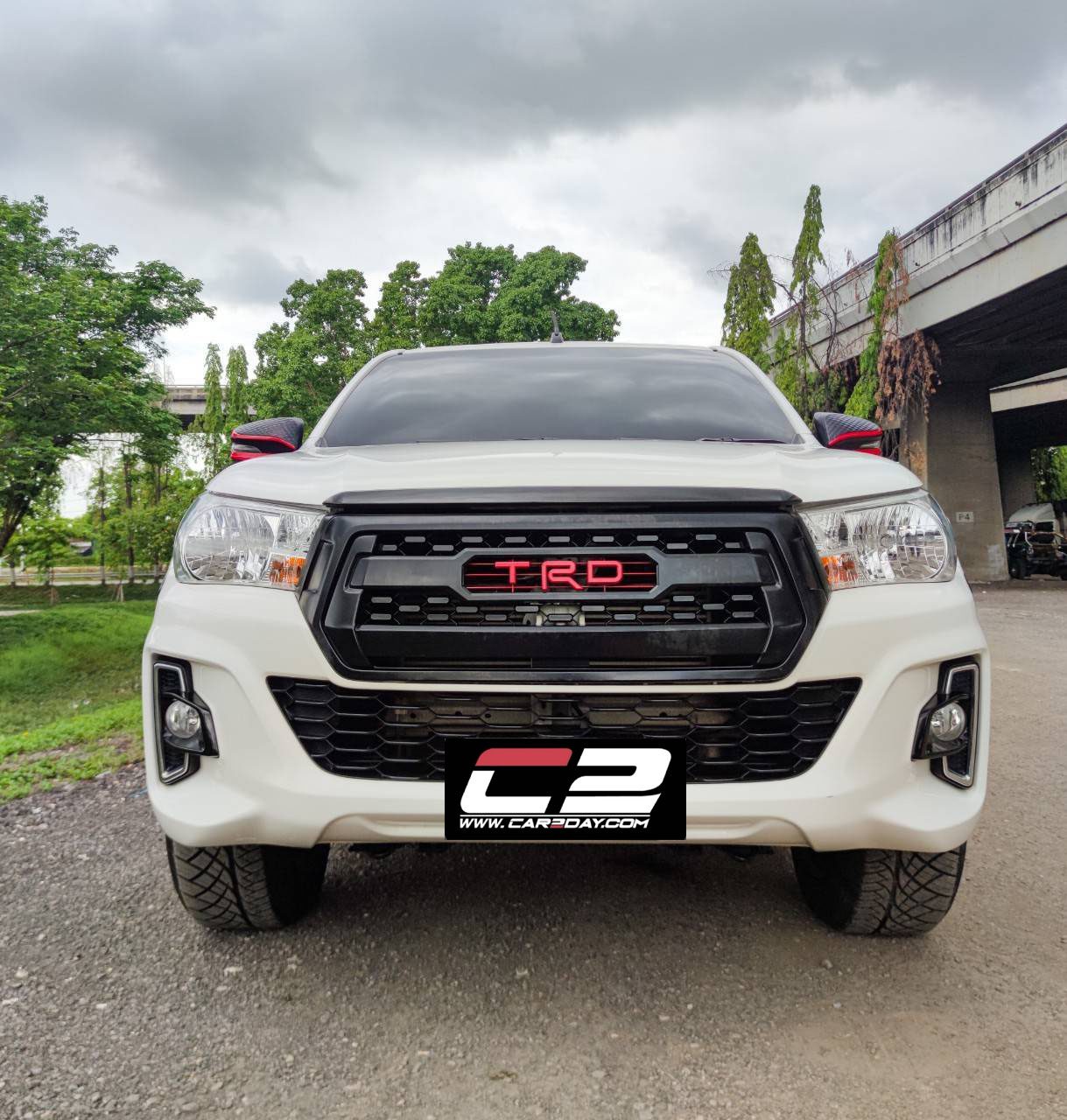 TOYOTA HILUX REVO 2.4 Z Edition 4Dr MID