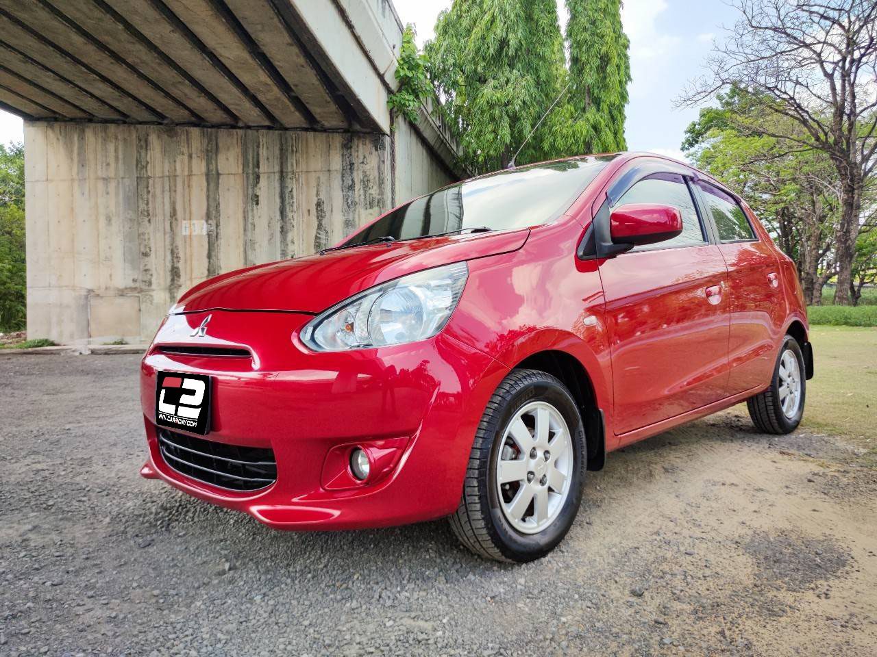 2013 Mitsubishi mirage 1.2 GLS