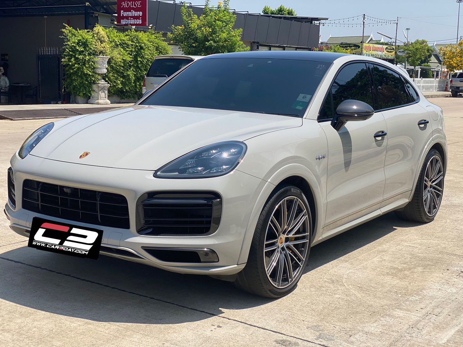 2021 Porsche Cayenne e-hybrid Coupe