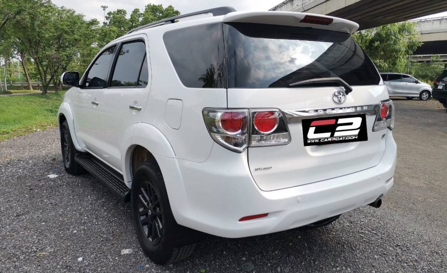 2014 TOYOTA FORTUNER 2.5 V AT 2WD