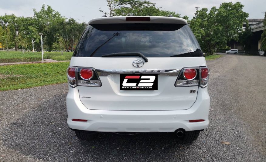 2014 TOYOTA FORTUNER 2.5 V AT 2WD