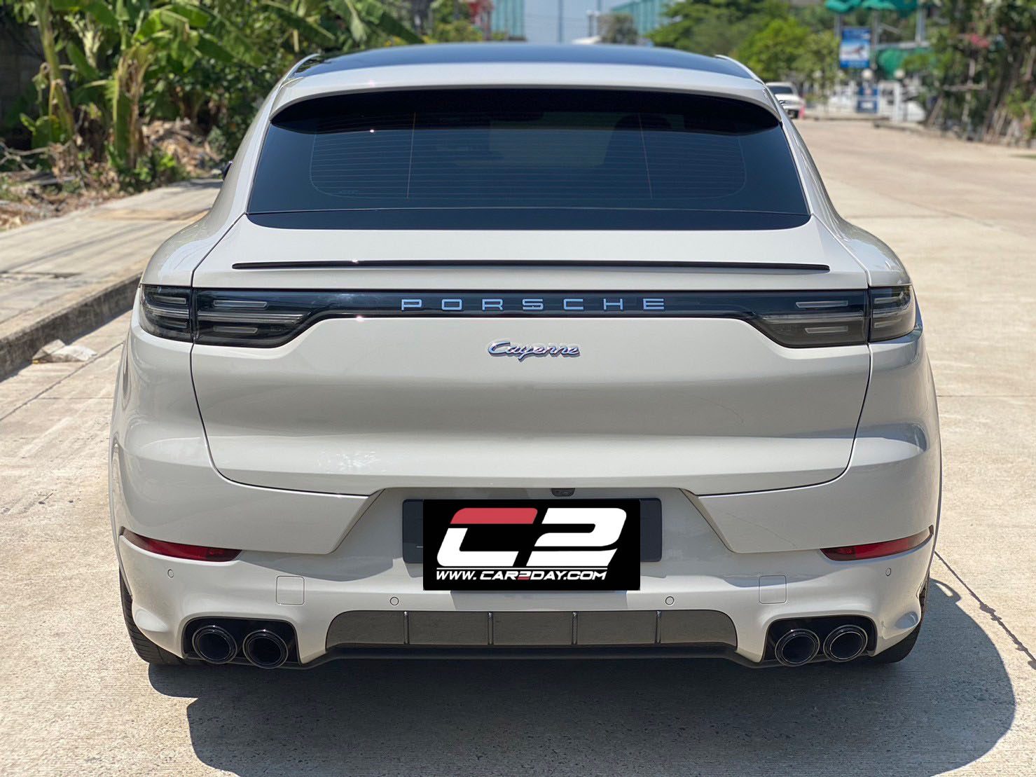 2021 Porsche Cayenne e-hybrid Coupe