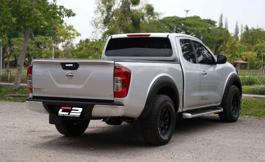 2015 NISSAN NAVARA 2.5V AT