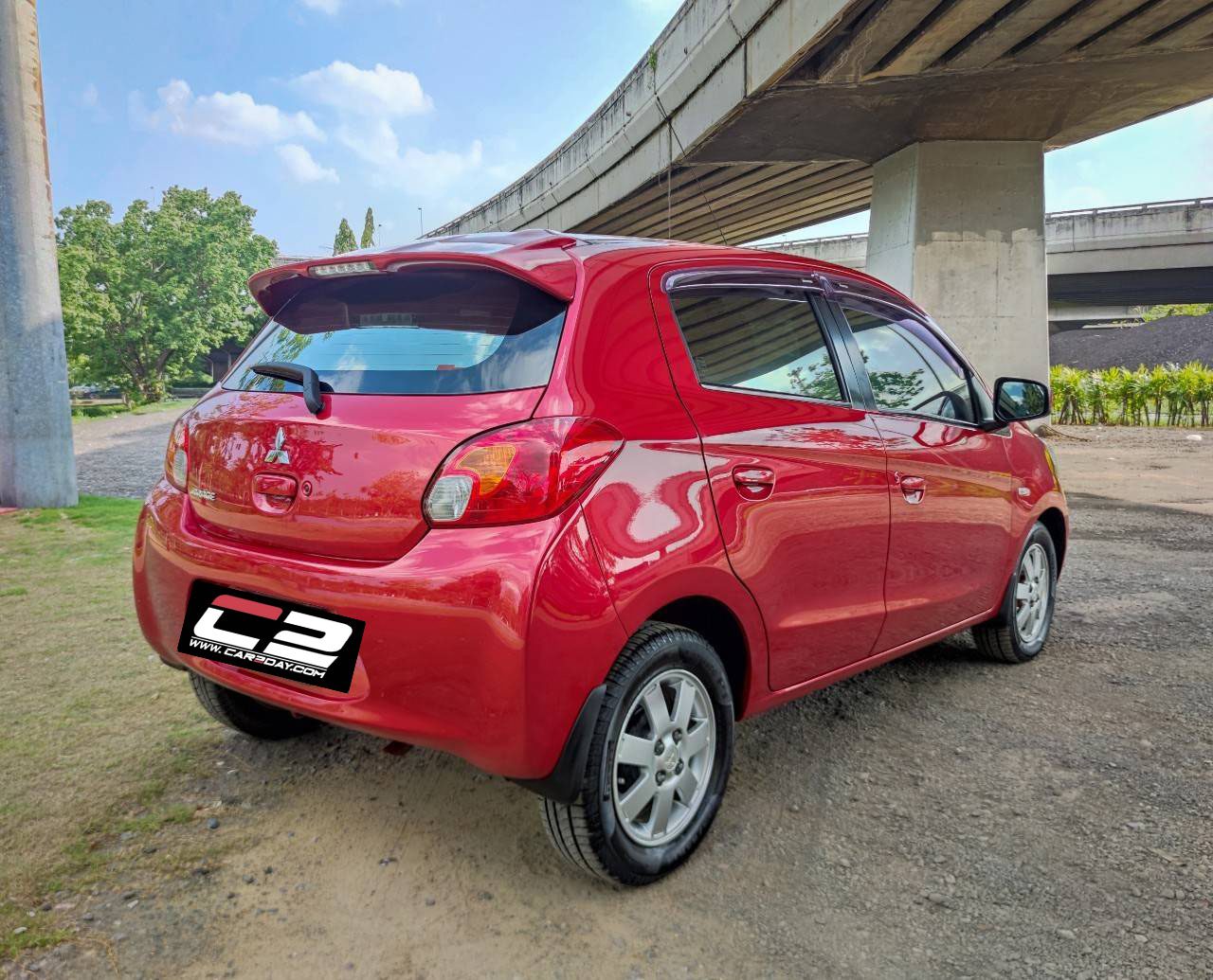2013 Mitsubishi mirage 1.2 GLS